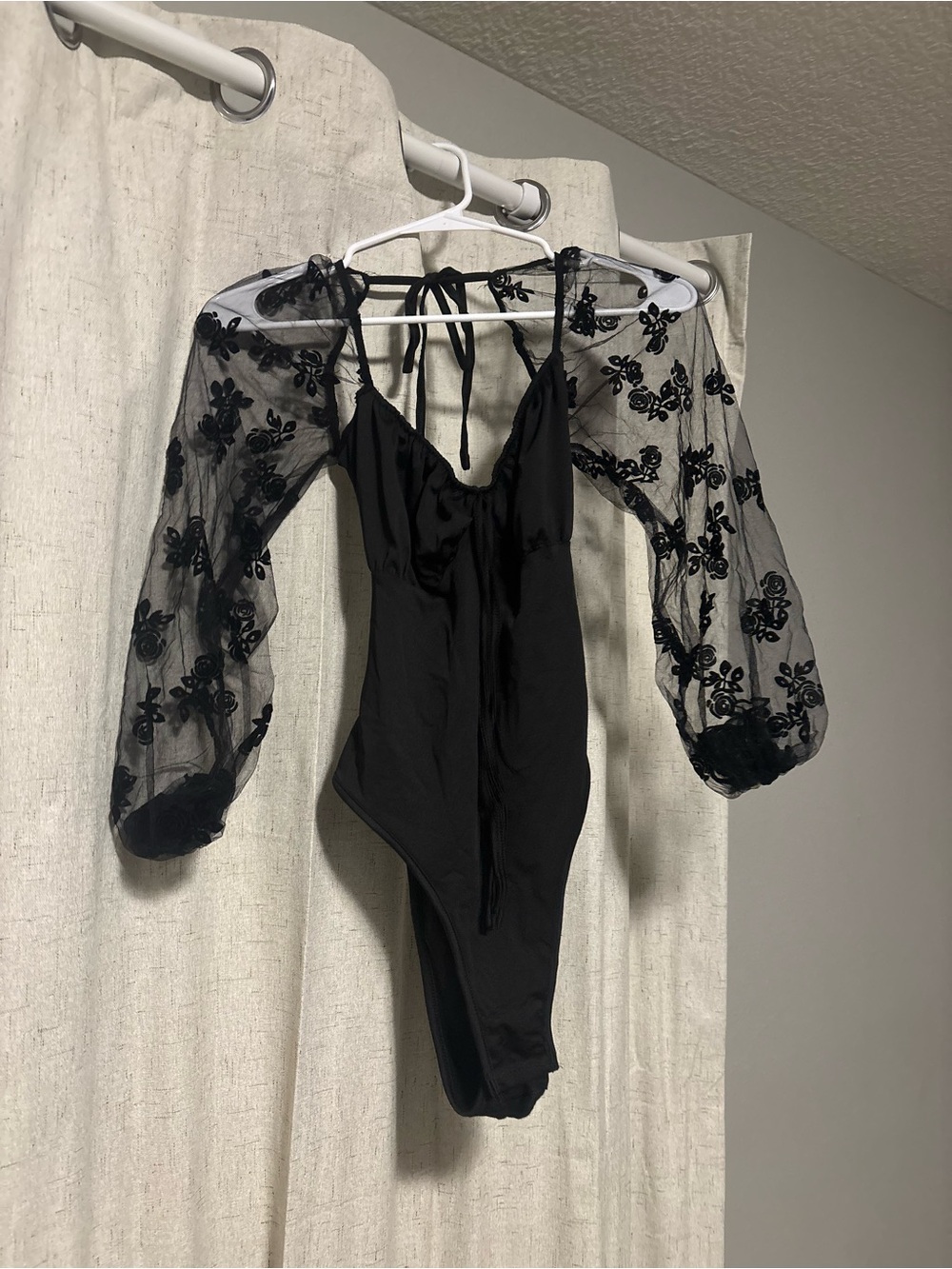 SHEIN Black Mesh Puff Sleeve Bodysuit with Embroidered Floral Sleeves
